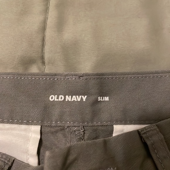 Old Navy LIKE NEW Men’s Chino-style Pants Size 28 x 30 Slim-fit - Picture 7 of 7
